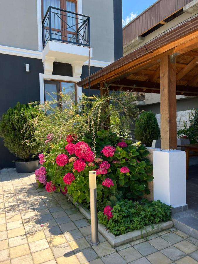Hotel Golden Gagra Esterno foto