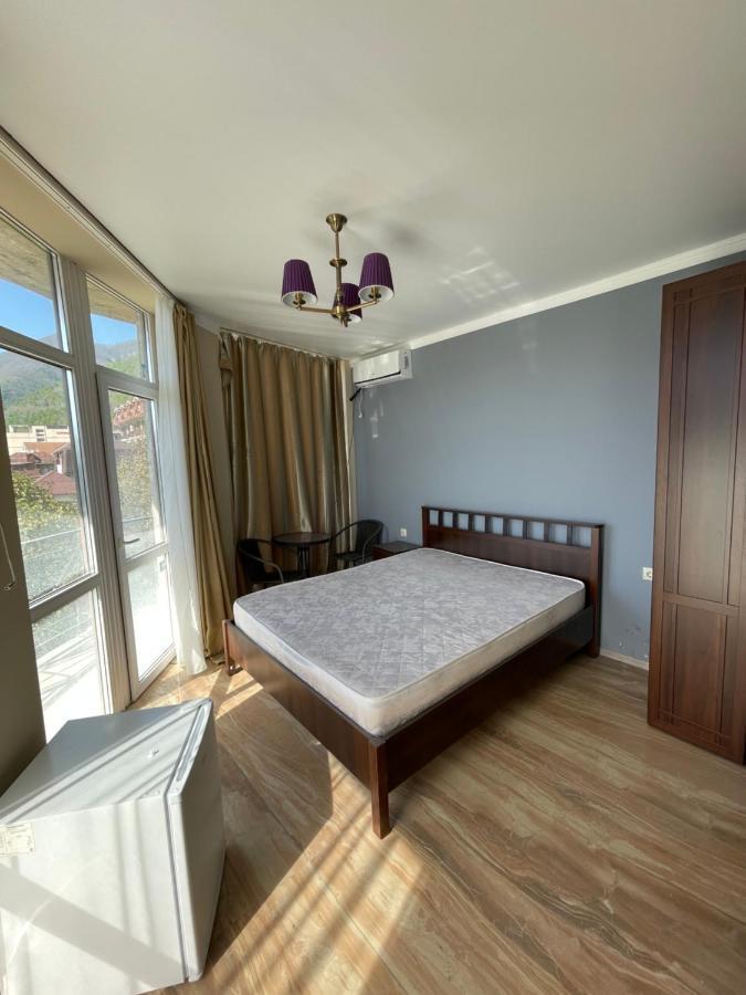Hotel Golden Gagra Esterno foto