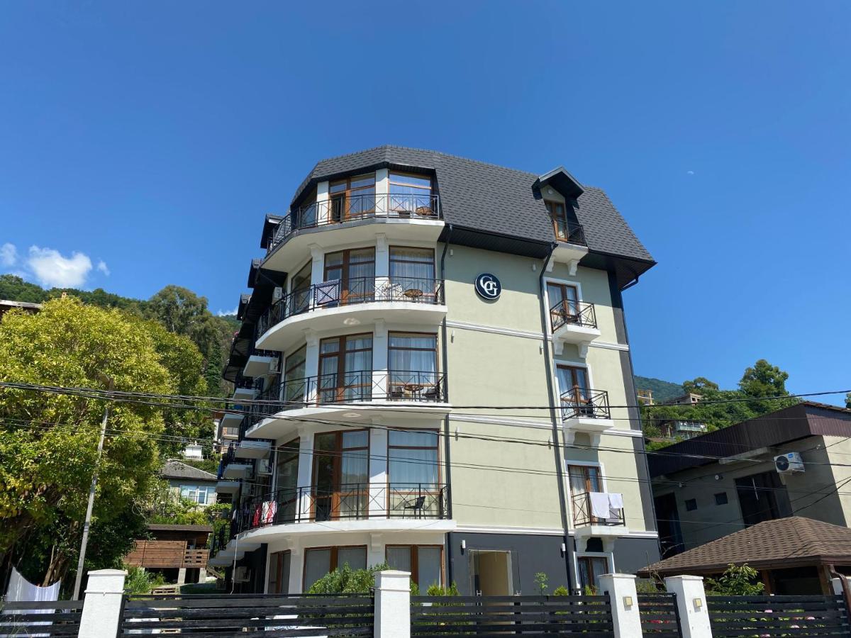 Hotel Golden Gagra Esterno foto